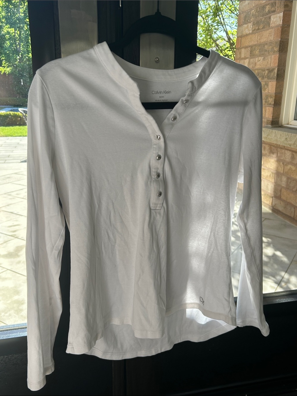 Vintage Calvin Klein White Long-Sleeve Henley Top with Silver Buttons 95% Cotton